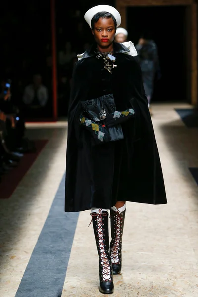 Look 40